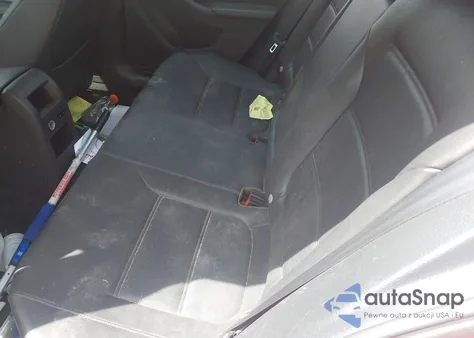 2014 Volkswagen Jetta 1.8T Se from USA, damaged, VIN 3VWB17AJ1EM441689